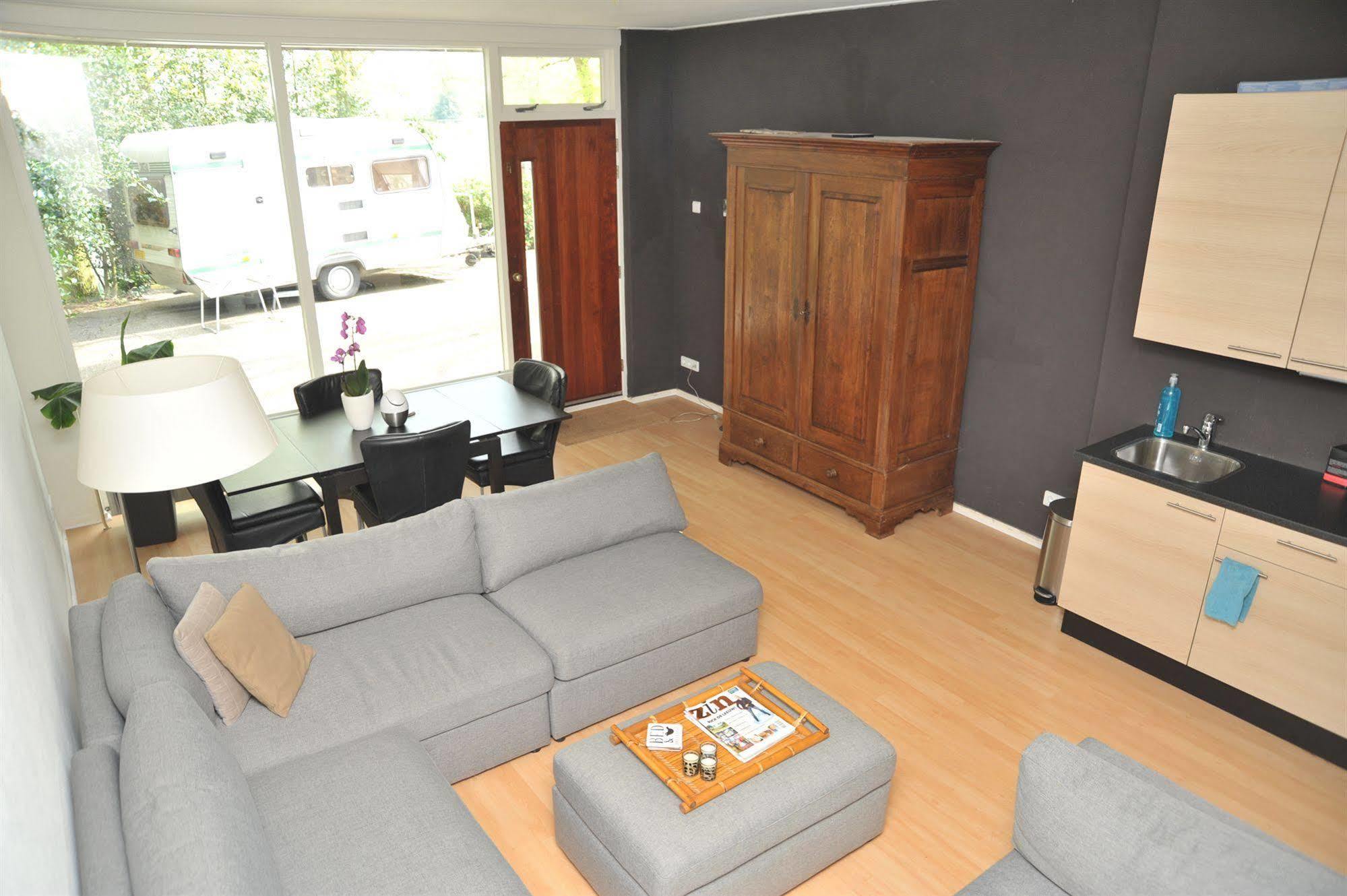 B&B Op De Brabantse Wal Halsteren Bagian luar foto